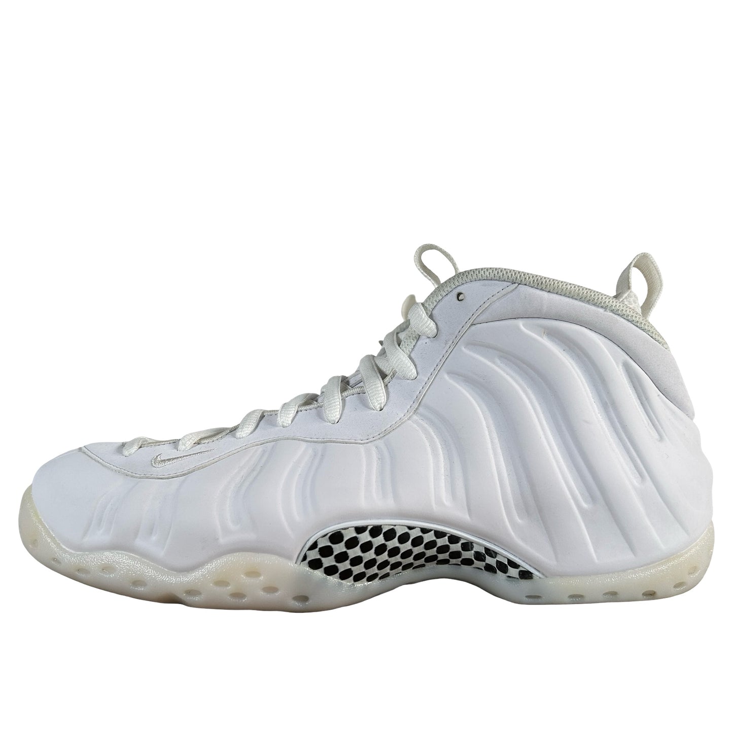 HJ5195 100 Nike Air Foamposite One Triple White [USED] - 10 M (Used)