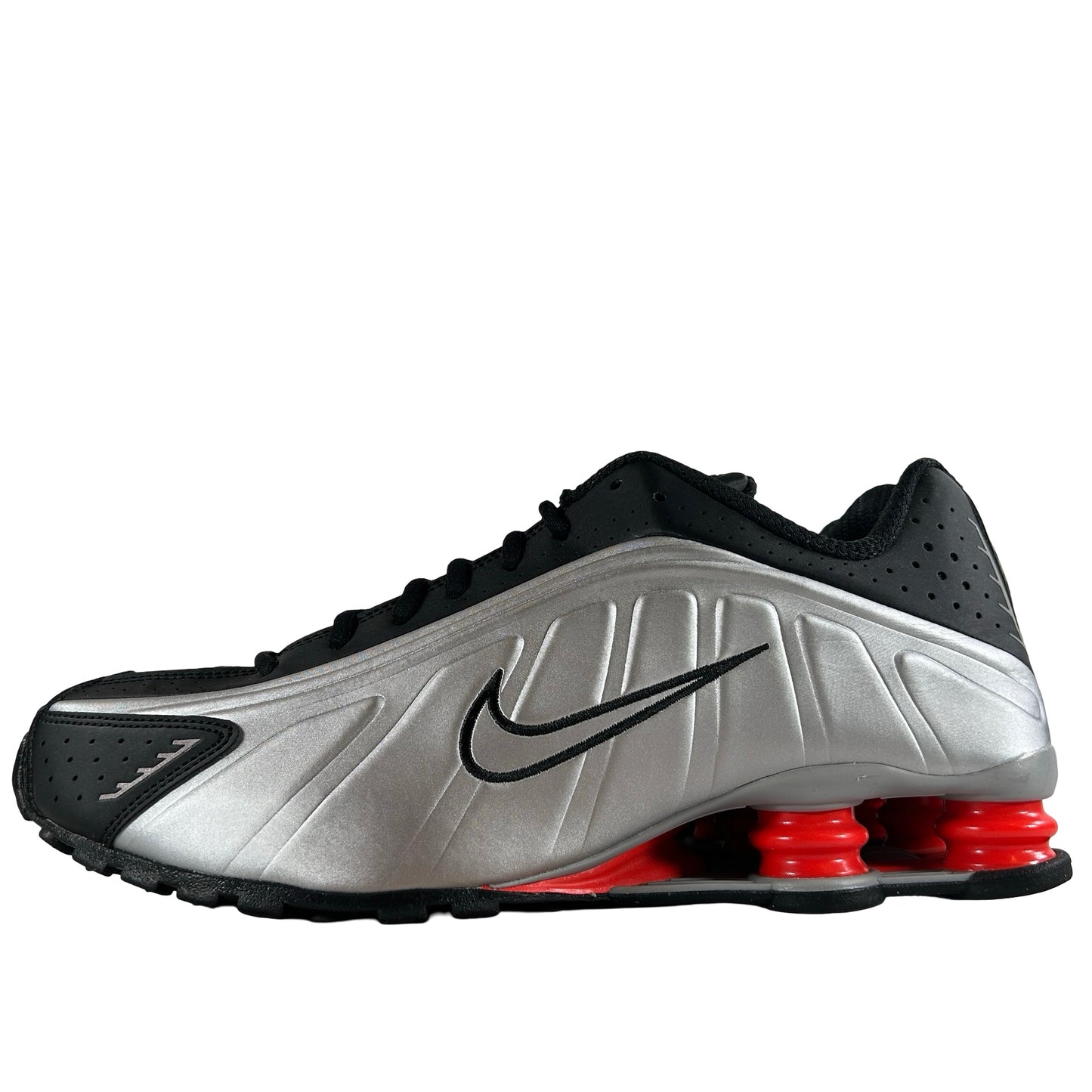 HQ1988 002 Nike Shox R4 Black Metallic Silver (2025) [USED] - 11 M (Used)