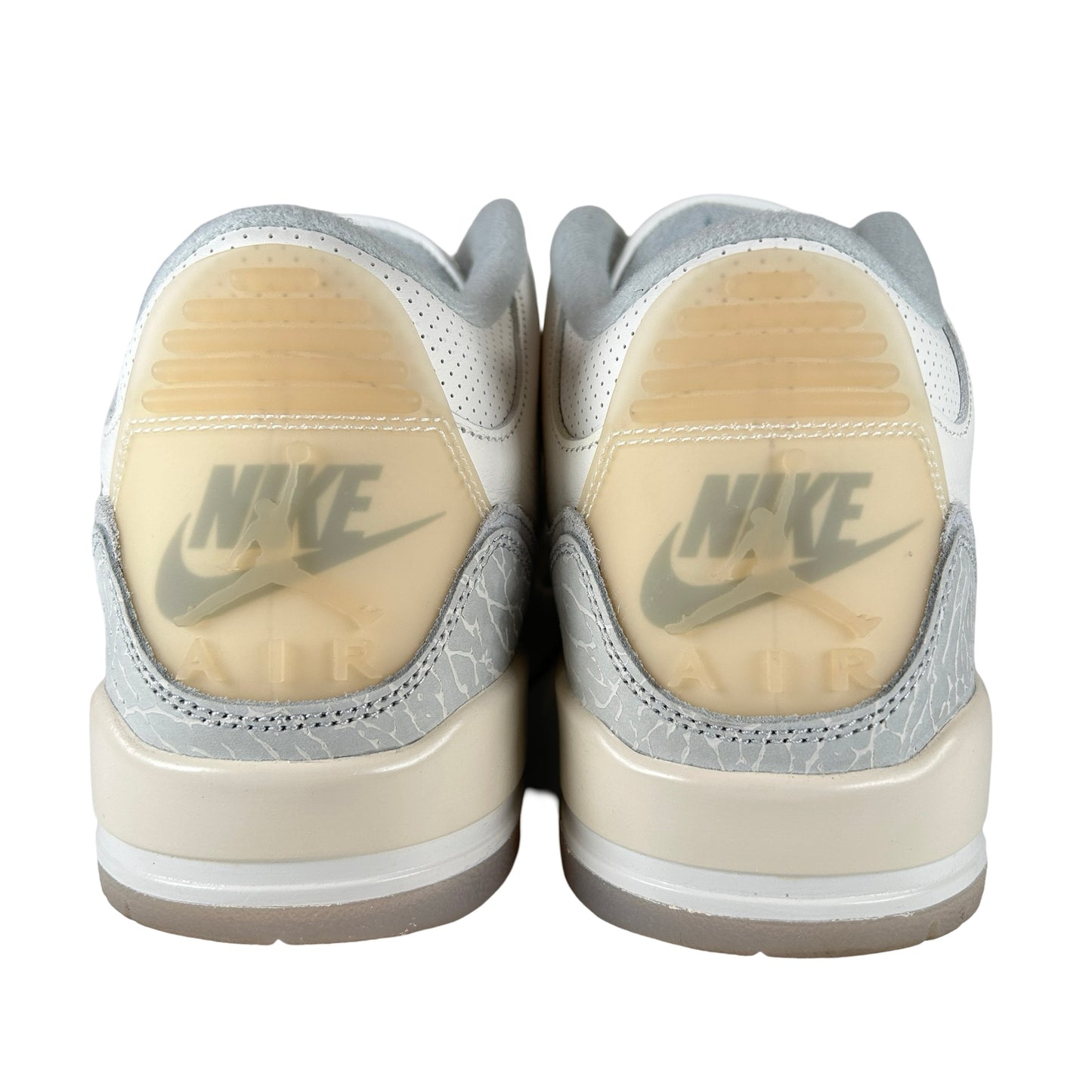 FJ9479 100 Jordan 3 Retro Craft Ivory [USED] - 10.5 M (Used)