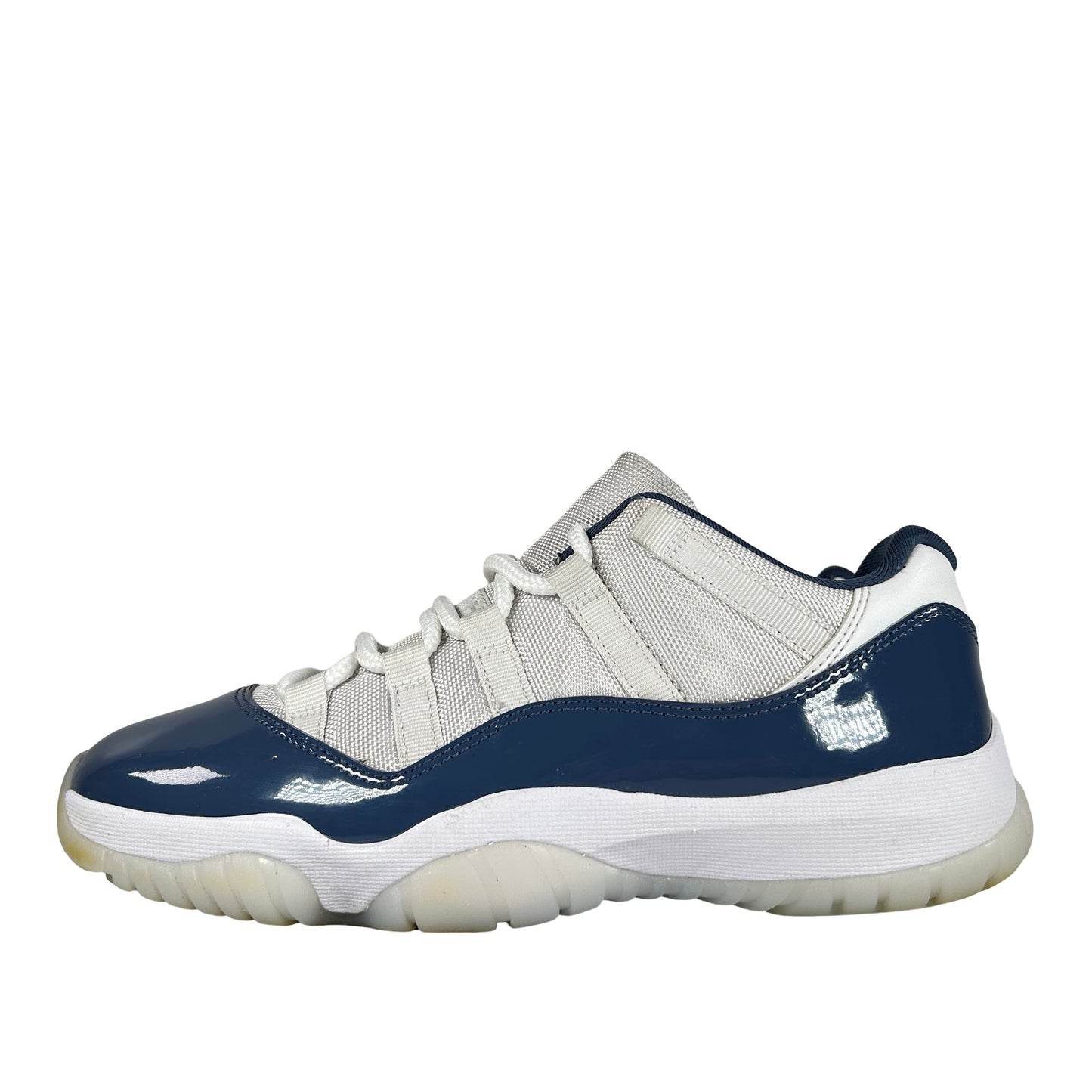 FV5104 104 Jordan 11 Retro Low Diffused Blue [USED] - 7.5 M (Used)