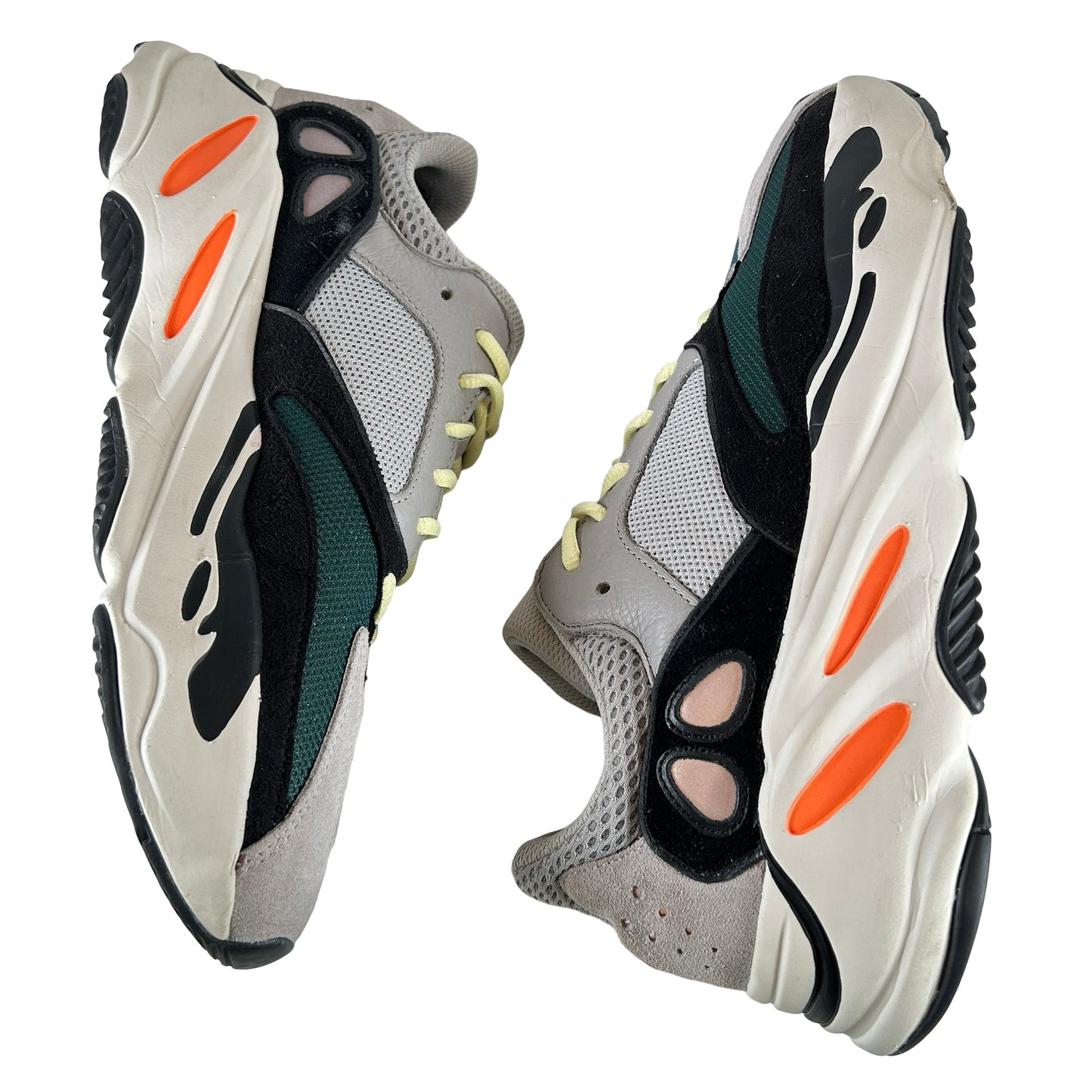 B75571 Yeezy 700 Wave Runner [USED] - 10.5 M (Used2)