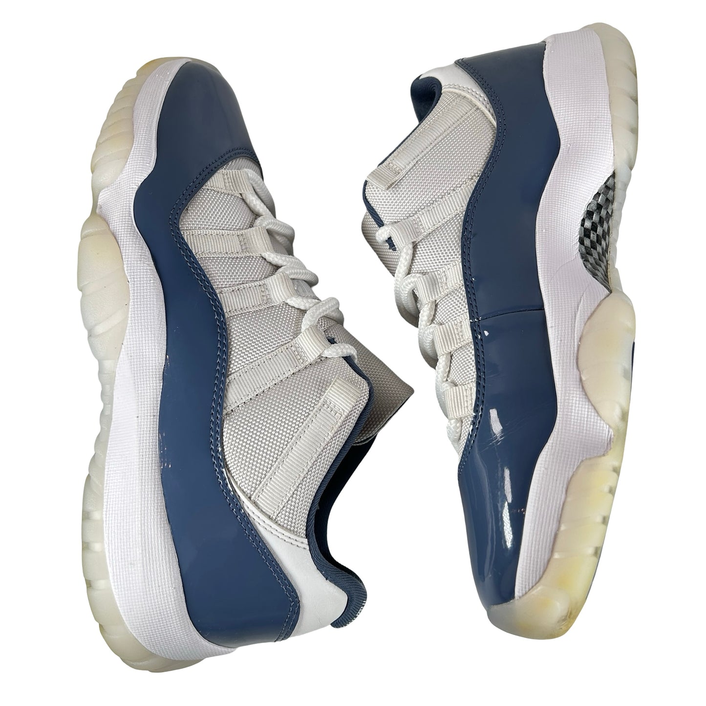 FV5104 104 Jordan 11 Retro Low Diffused Blue [USED] - 7.5 M (Used)