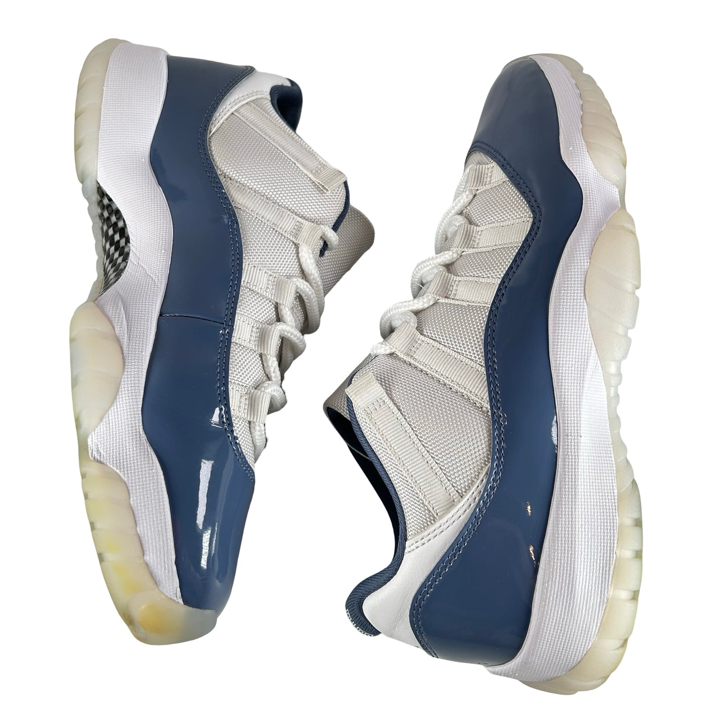 FV5104 104 Jordan 11 Retro Low Diffused Blue [USED] - 7.5 M (Used)
