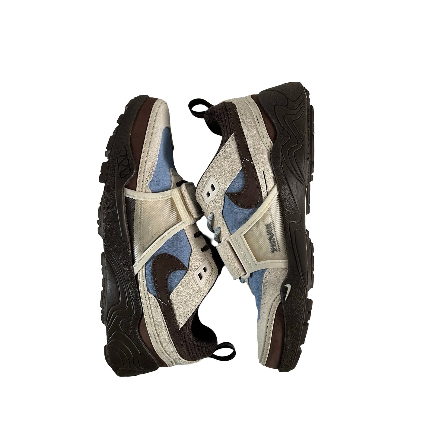 HQ3072 400 Nike Zoom Field Jaxx Travis Scott Leche Blue [USED] - 9 M (Used3)