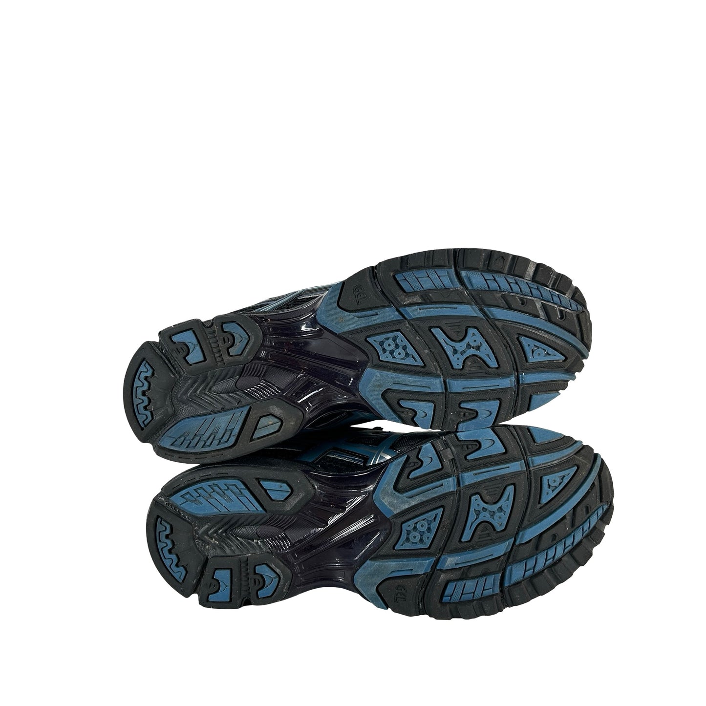 1203A543 002 ASICS Gel-Nimbus 10.1 Black Grand Shark [USED] - 10 M (Used)