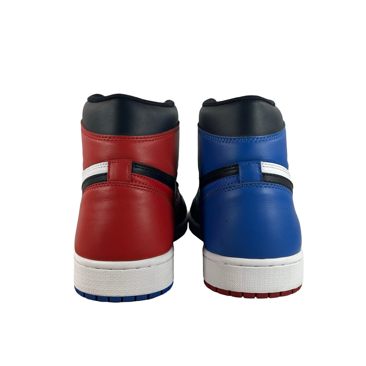 555088 026 Jordan 1 Retro Top 3 [USED] - 12 M (Used3) (No Box3)