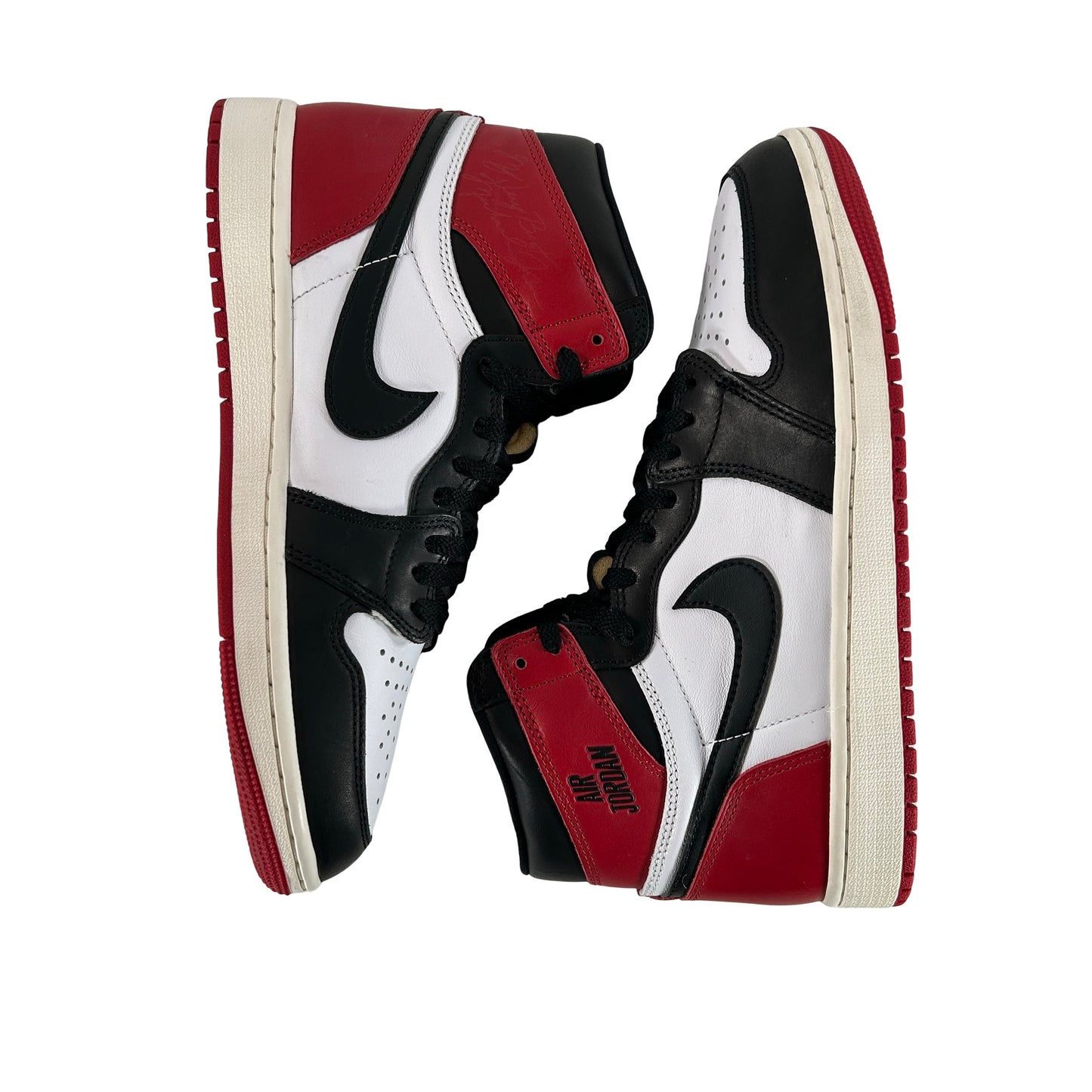 DZ5485 106 Air Jordan 1 High OG Black Toe Reimagined [USED] - 9 M (Used)
