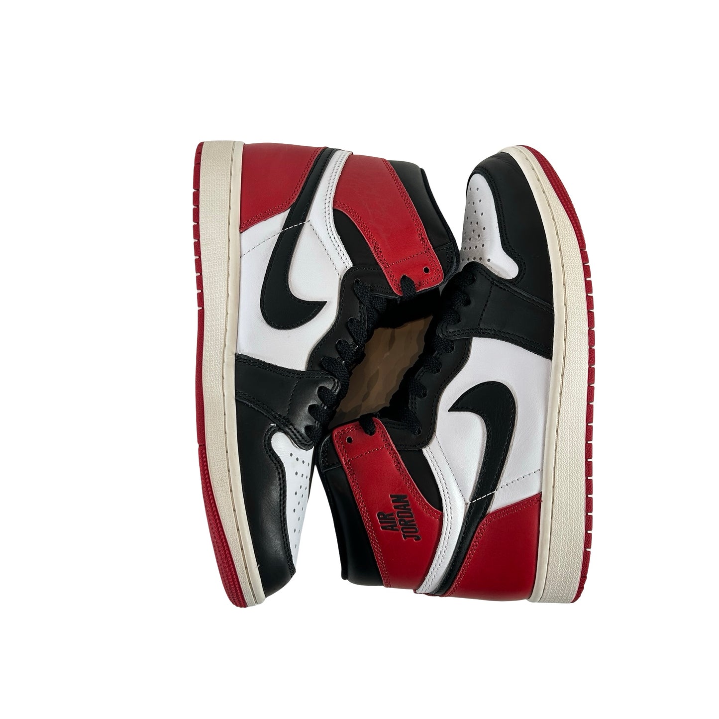 DZ5485 106 Air Jordan 1 High OG Black Toe Reimagined [USED] - 9 M (Used2)