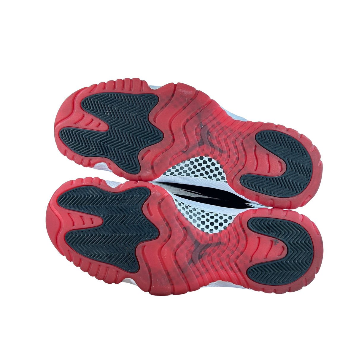 378037 061 Jordan 11 Bred (2019) [USED] - 10.5 M (Used15)