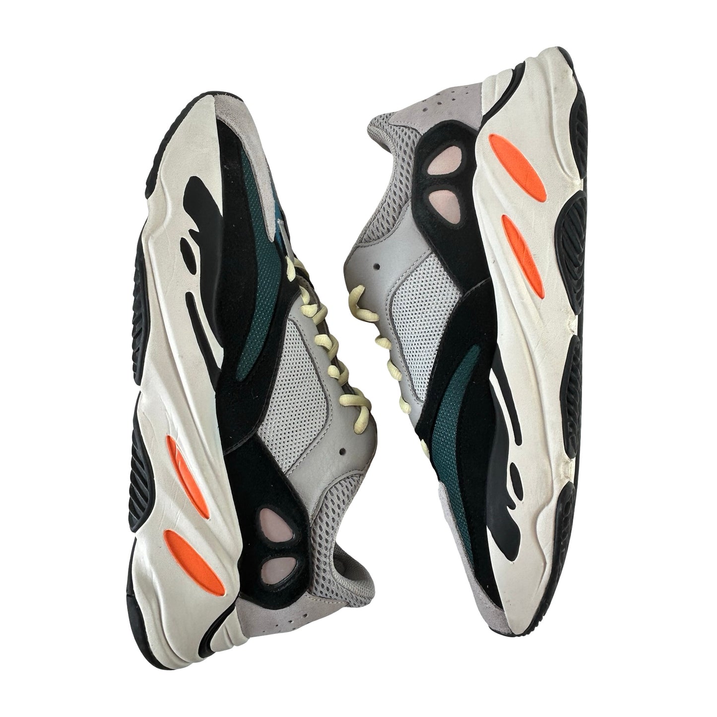 B75571 Yeezy 700 Wave Runner [USED] - 10.5 M (Used3)