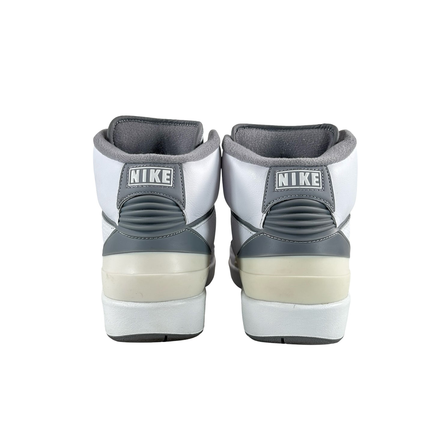 DR8884 100 Jordan 2 Retro Cement Grey [USED] - 8.5 M (Used)