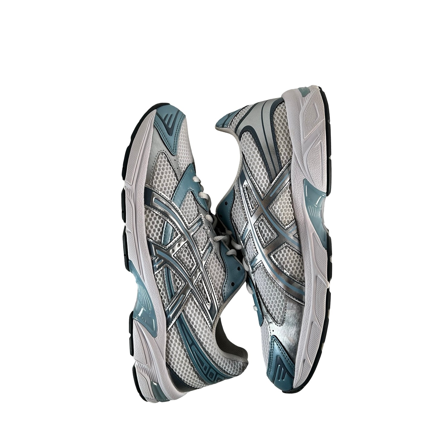 1201A256 116 ASICS Gel-1130 White Shark Skin [USED] - 11 M (Used)