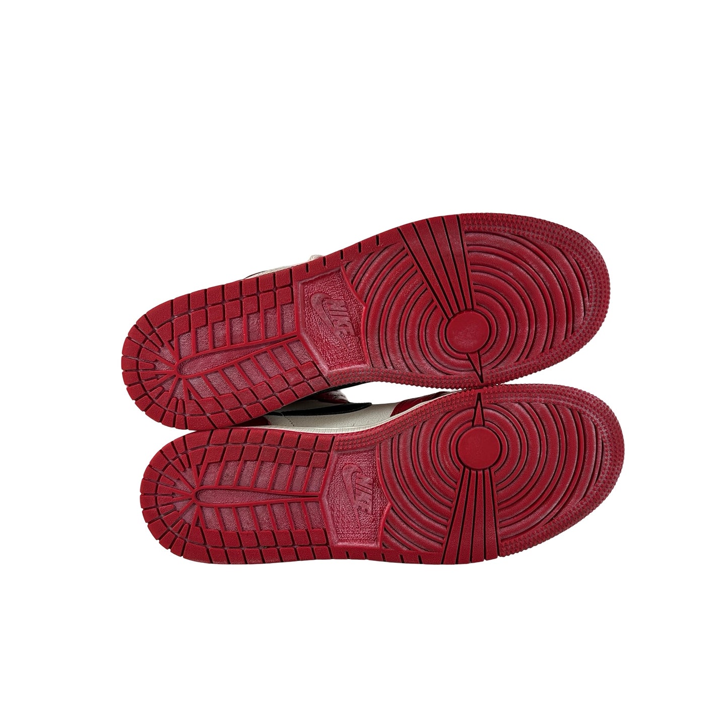 FD1437 612 Jordan 1 Retro High OG Chicago Lost and Found (GS) [USED] - 7 Y (Used9)