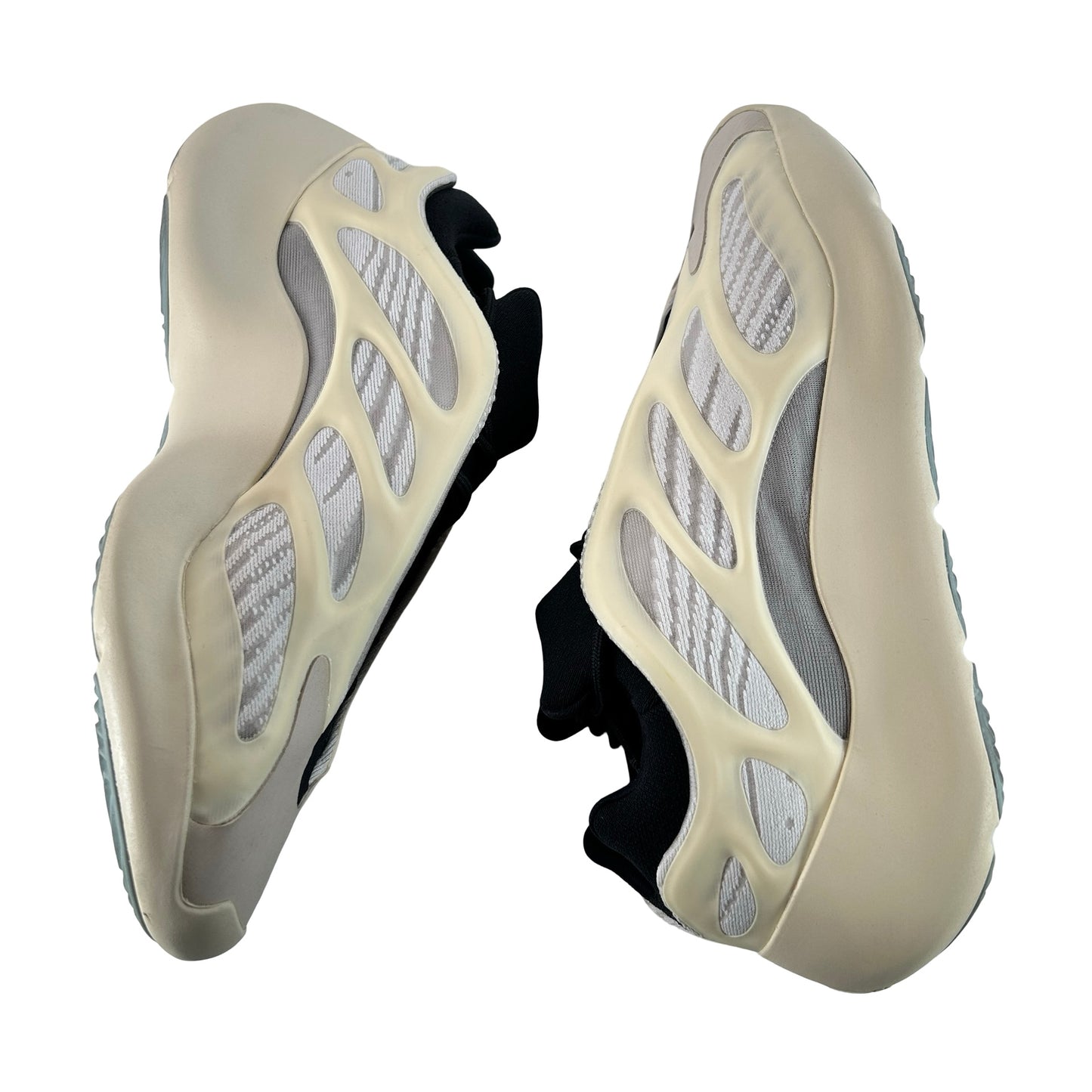 FW4980 adidas Yeezy 700 V3 Azael [USED] - 11 M (Used)