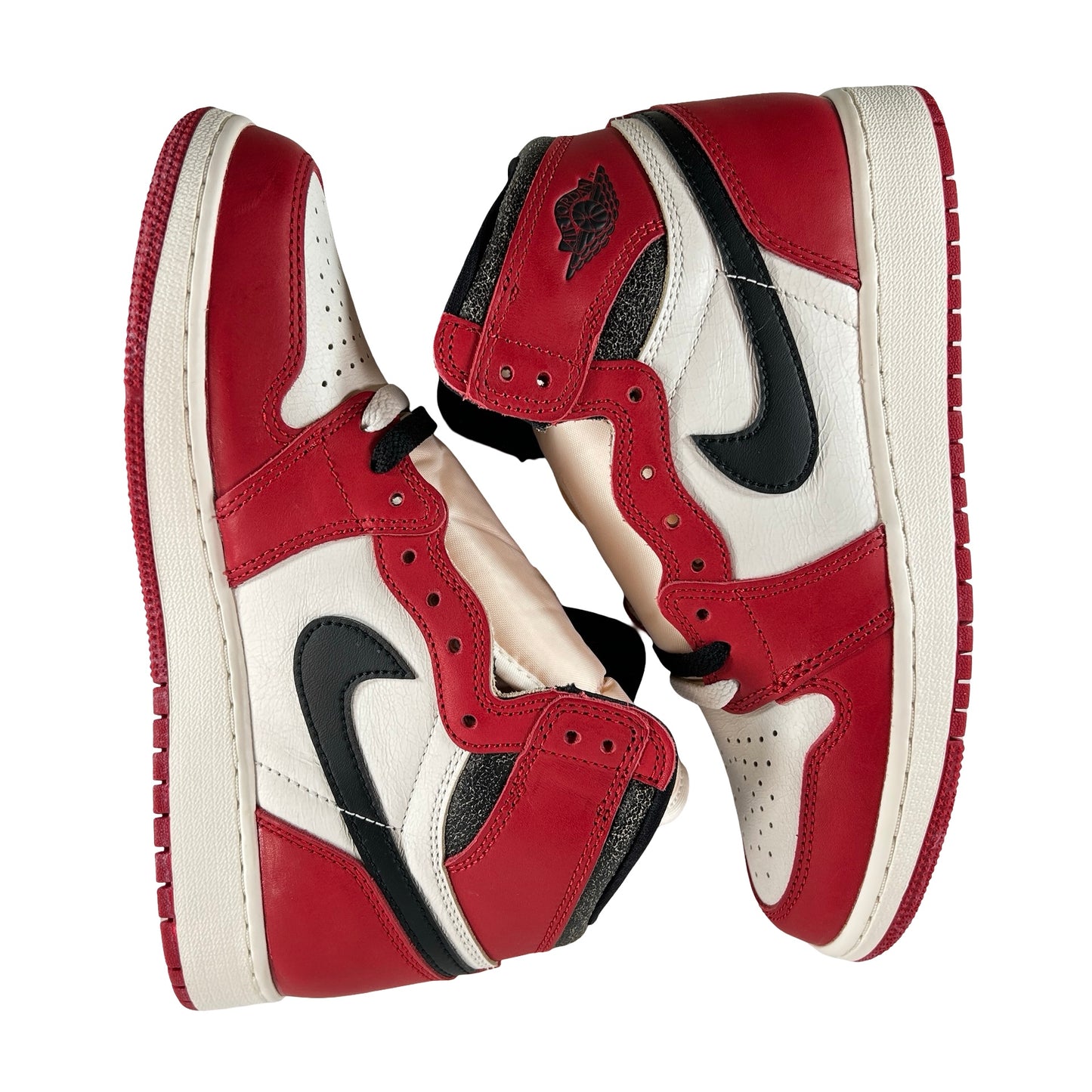FD1437 612 Jordan 1 Retro High OG Chicago Lost and Found (GS) [CONDITIONAL] - 6 Y (Mark On Heel)