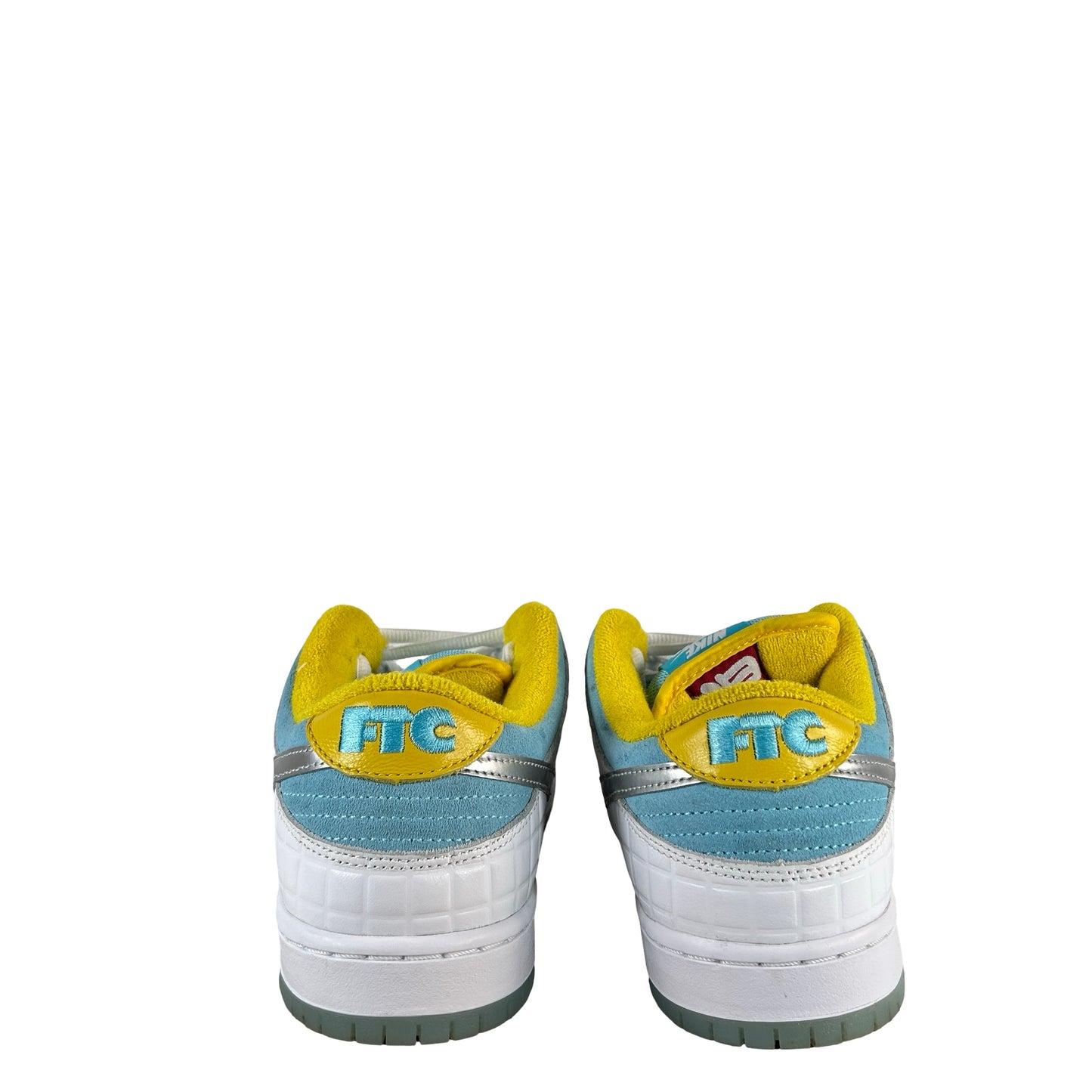 DH7687 400 Nike SB Dunk Low Pro FTC Lagoon Pulse [USED] - 9.5 M (Used)