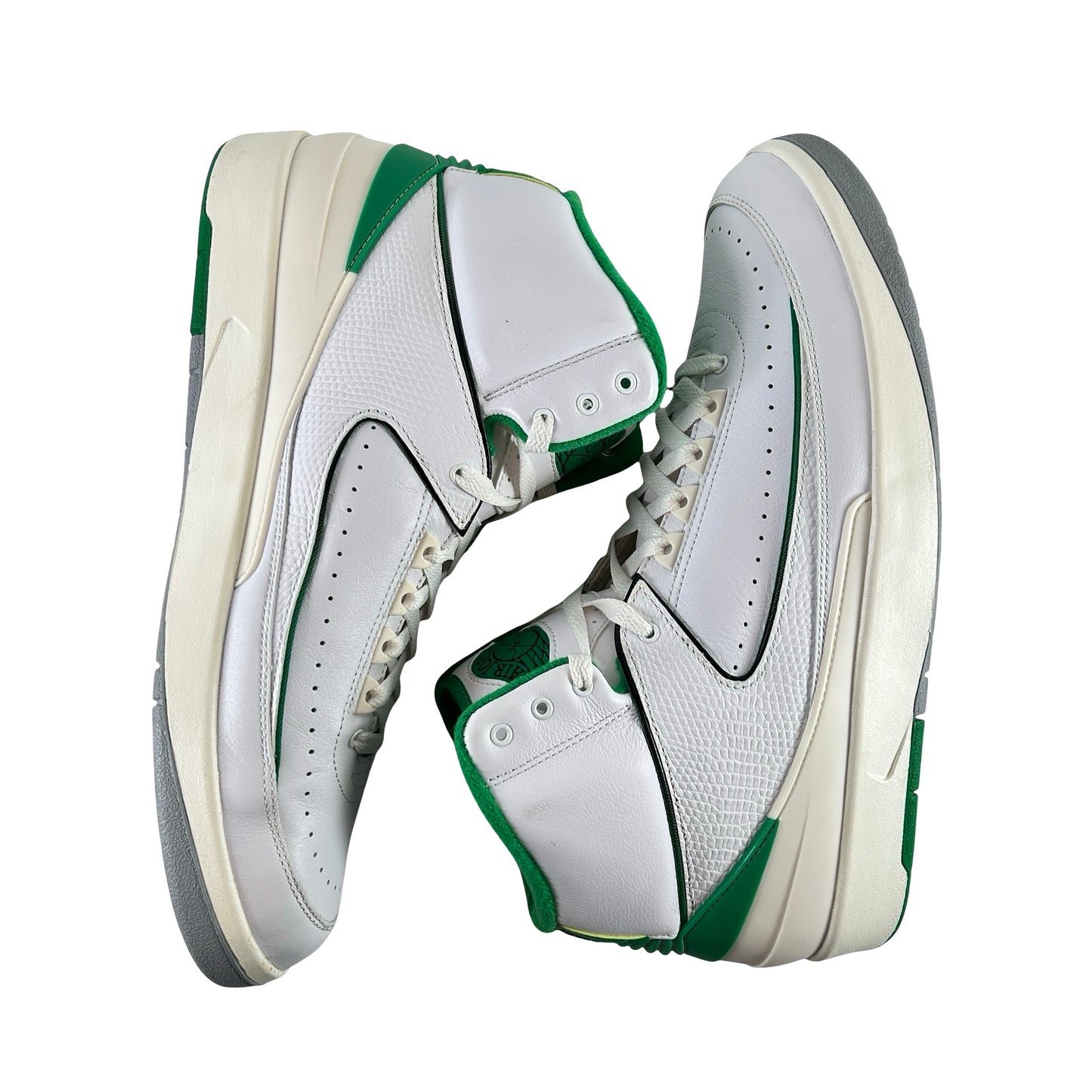 DR8884 103 Jordan 2 Retro Lucky Green - 13 M (Used) (Replace Box)
