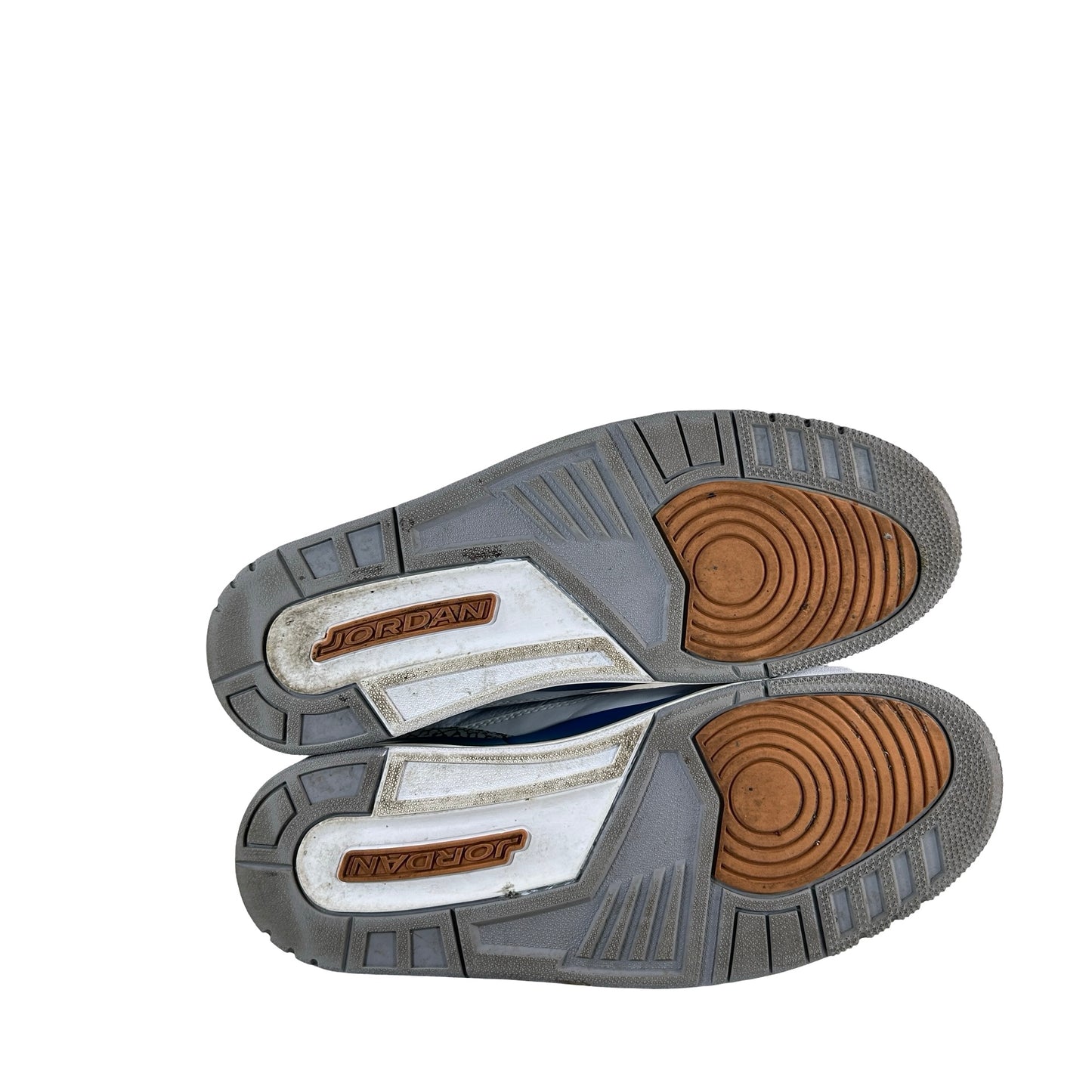 CT8532 148 Jordan 3 Retro Magos