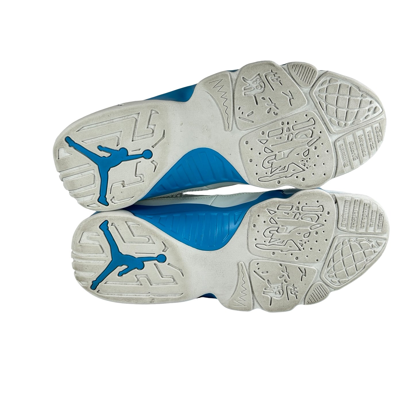 FQ8992 101 Jordan 9 Retro Powder Blue (2024) [USED] - 12 M (Used4)