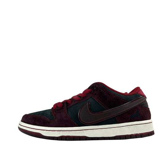 FZ1289 200 Nike SB Dunk Low Riot Skateshop [CONDITIONAL] - 7 M (Slight mark on right toe box)