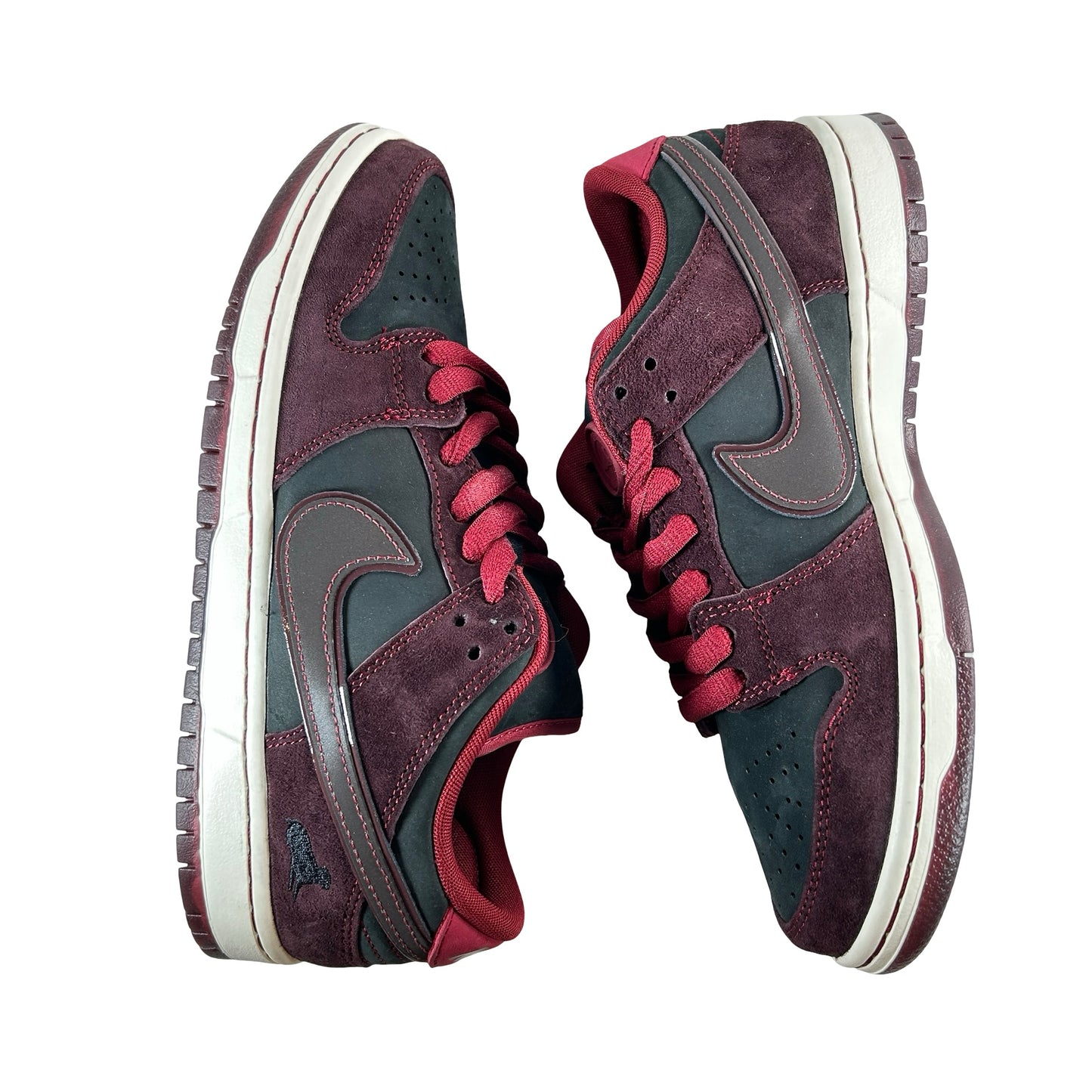 FZ1289 200 Nike SB Dunk Low Riot Skateshop [CONDITIONAL] - 7 M (Slight mark on right toe box)