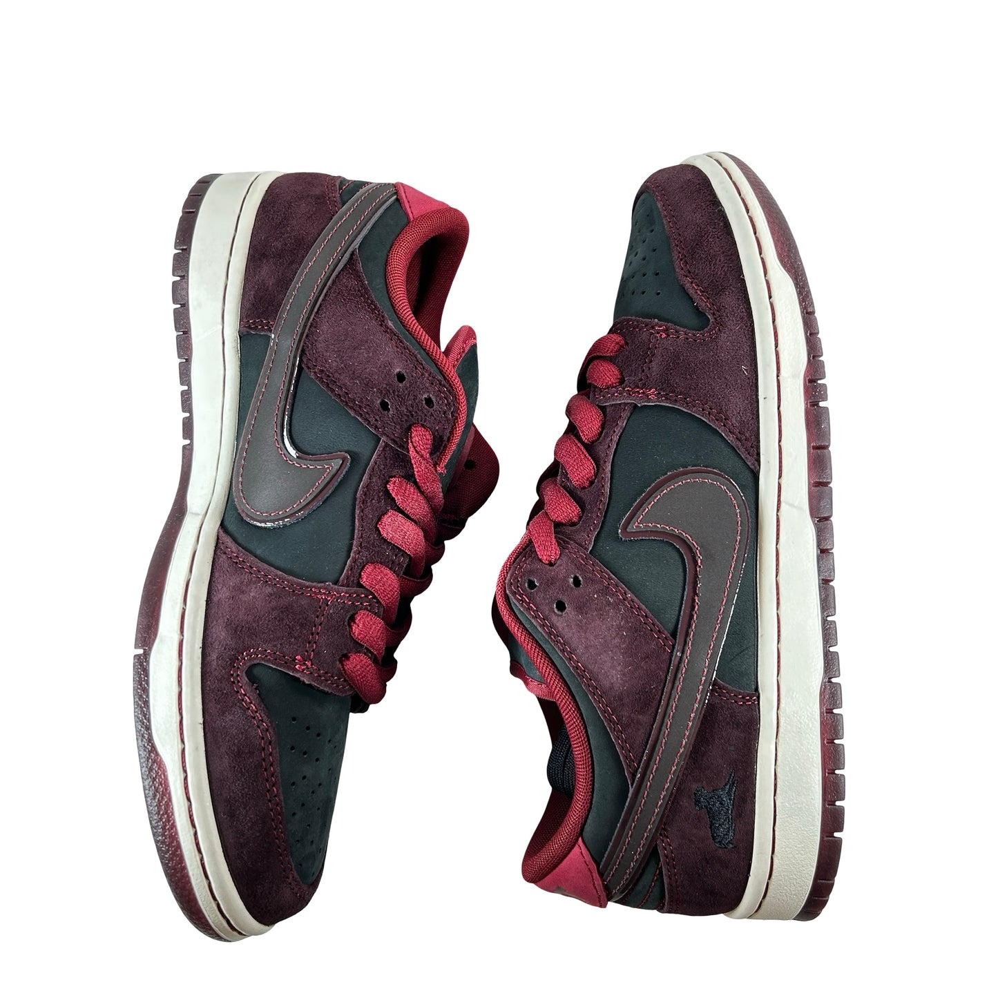 FZ1289 200 Nike SB Dunk Low Riot Skateshop [CONDITIONAL] - 7 M (Slight mark on right toe box)