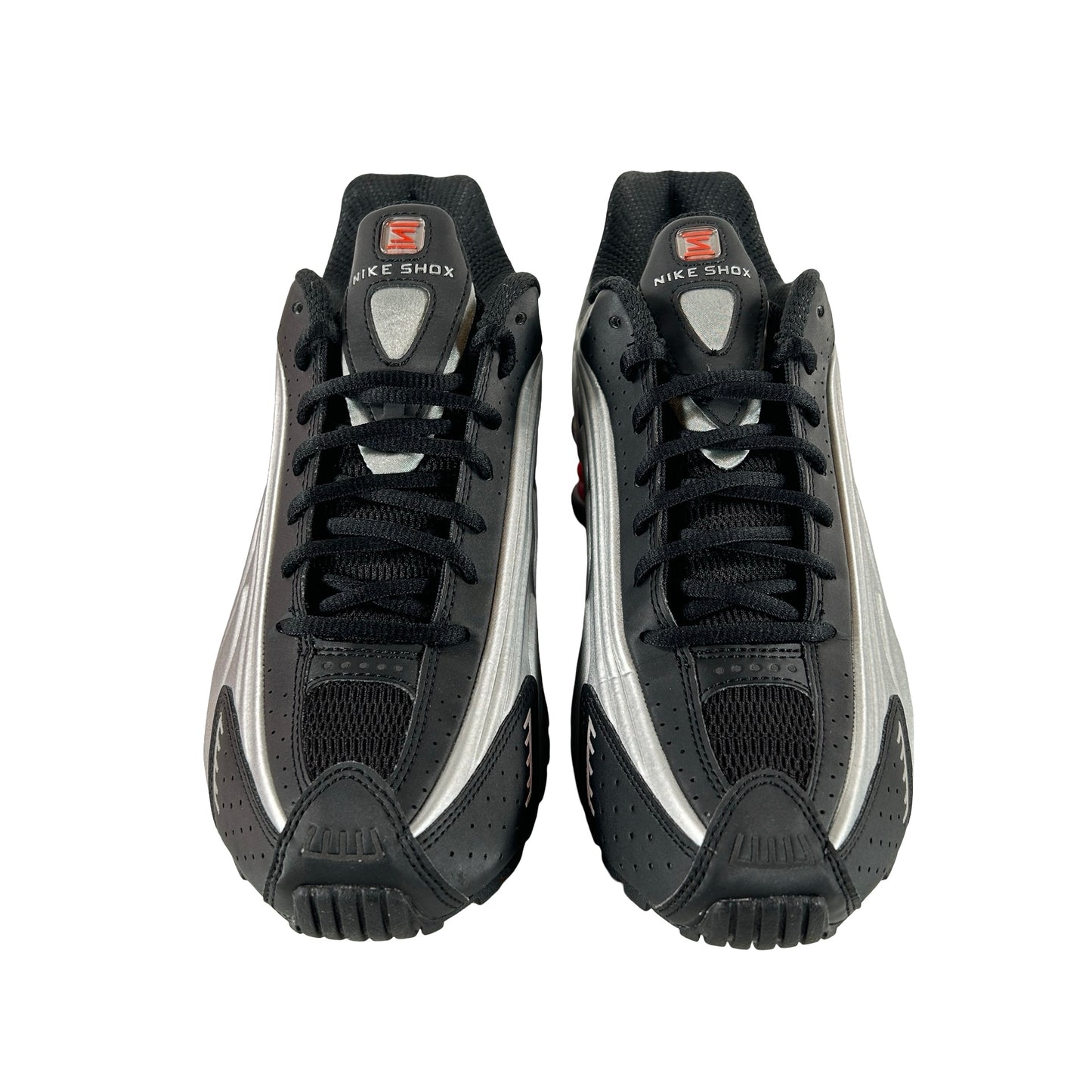 HQ1988 002 Nike Shox R4 Black Metallic Silver (2025) [USED] - 9 M (Used)
