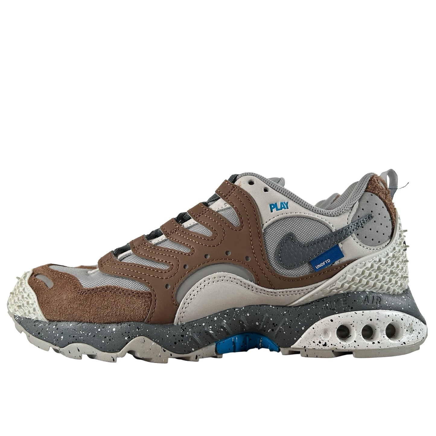FN7546 200 Nike Air Terra Humara Undefeated Archaeo Brown [USED] - 8.5 M (Used)