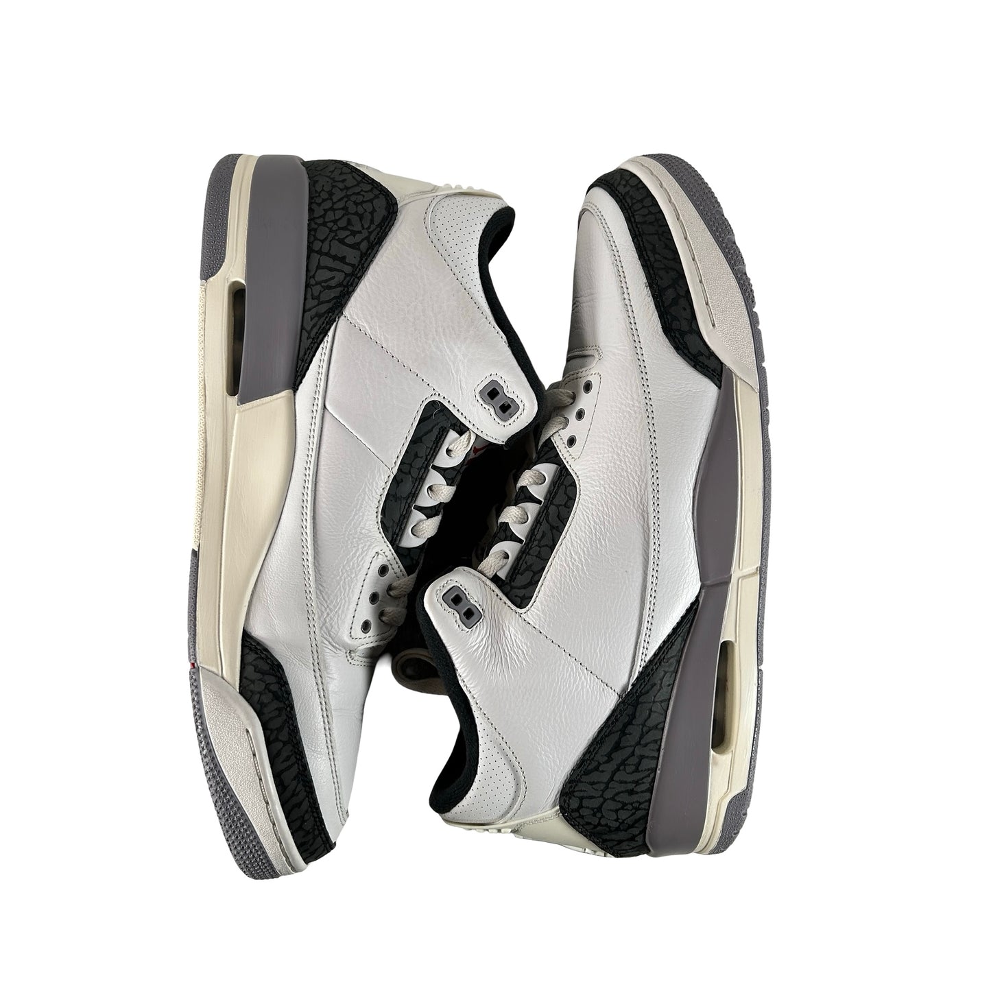 CT8532 106 Jordan 3 Retro Cement Grey [USED] - 14 M (Used)