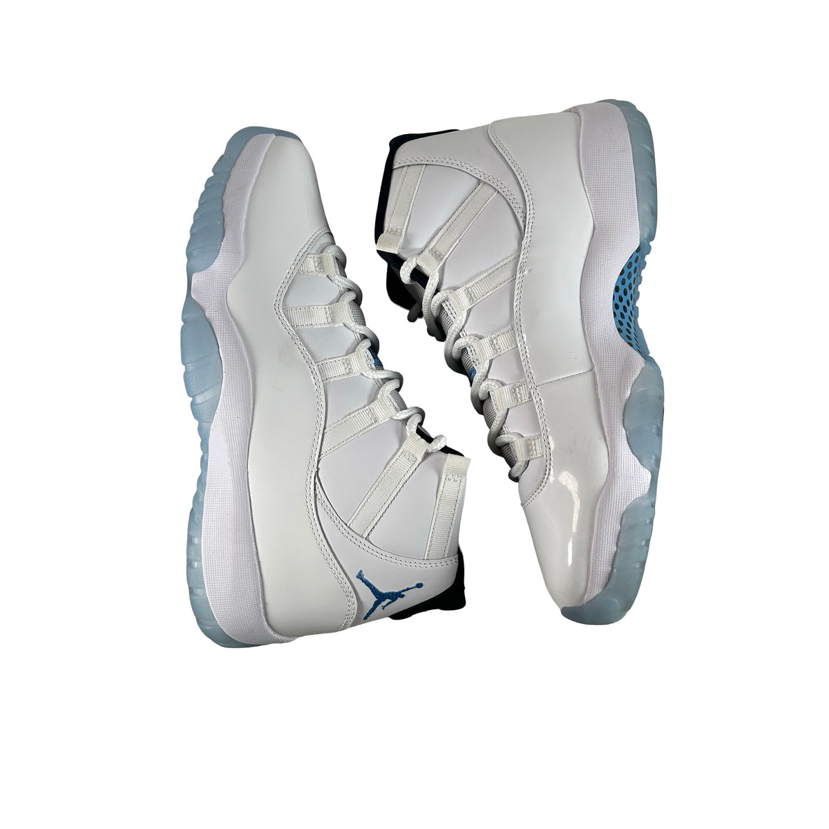 CT8012 104 Jordan 11 Retro Legend Blue (2024) [USED] - 9 M (Used11)
