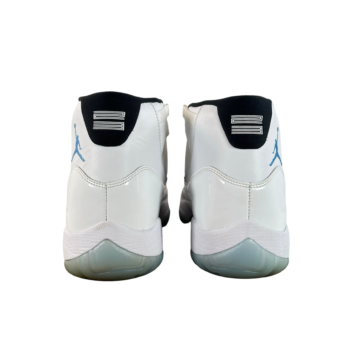 CT8012 104 Jordan 11 Retro Legend Blue (2024) [USED] - 11.5 M (Used10)