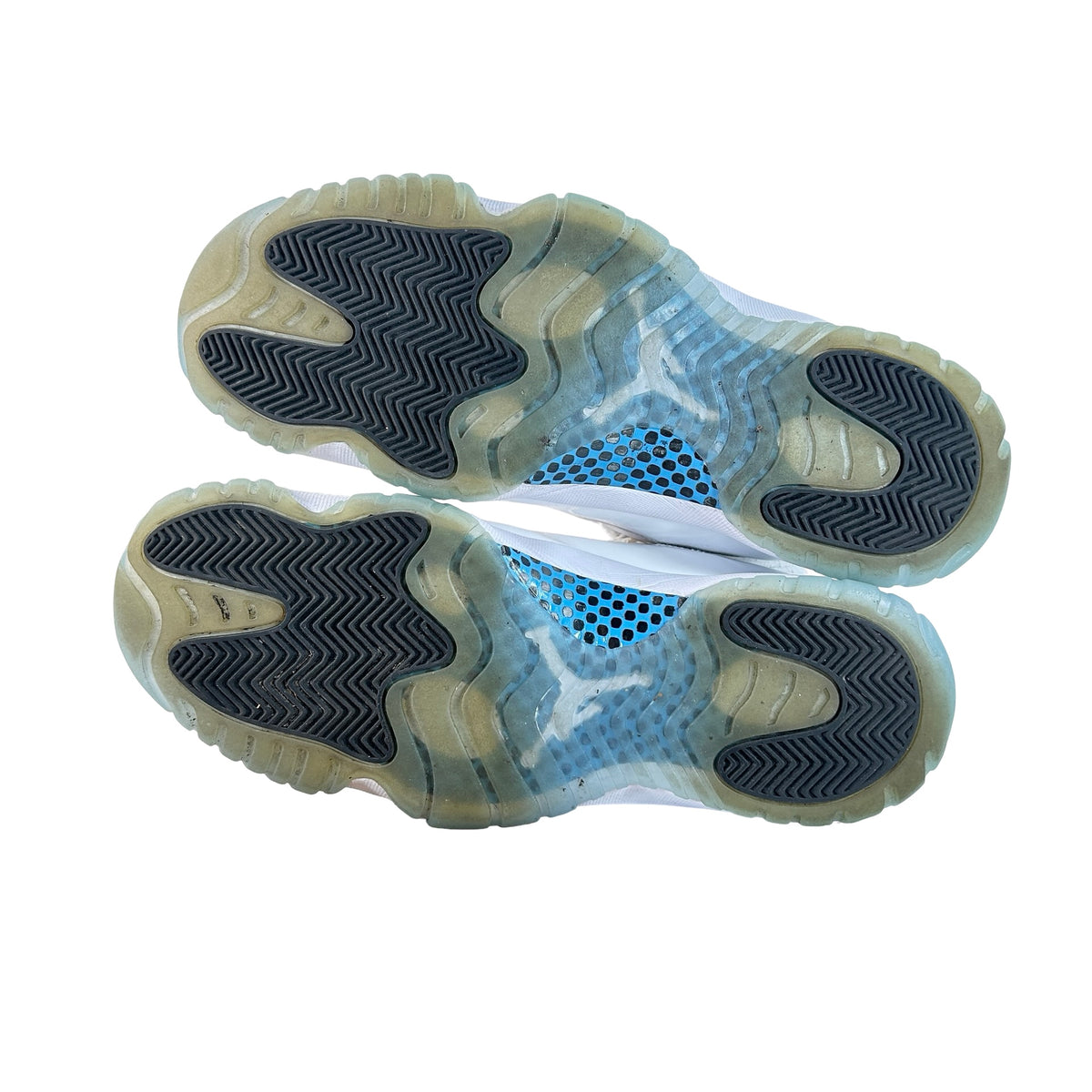 CT8012 104 Jordan 11 Retro Legend Blue (2024) [USED] - 11.5 M (Used10)