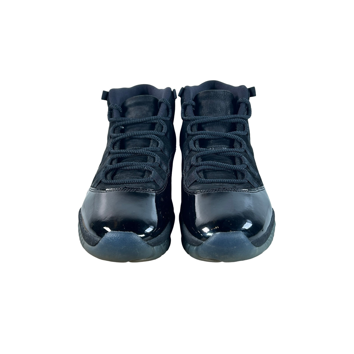 378037 005 Jordan 11 Retro Cap and Gown [USED] - 9 M (Used)