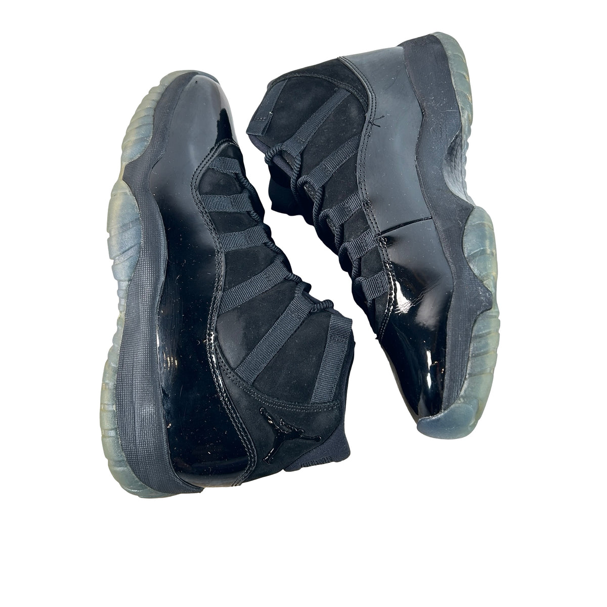 378037 005 Jordan 11 Retro Cap and Gown [USED] - 9 M (Used)