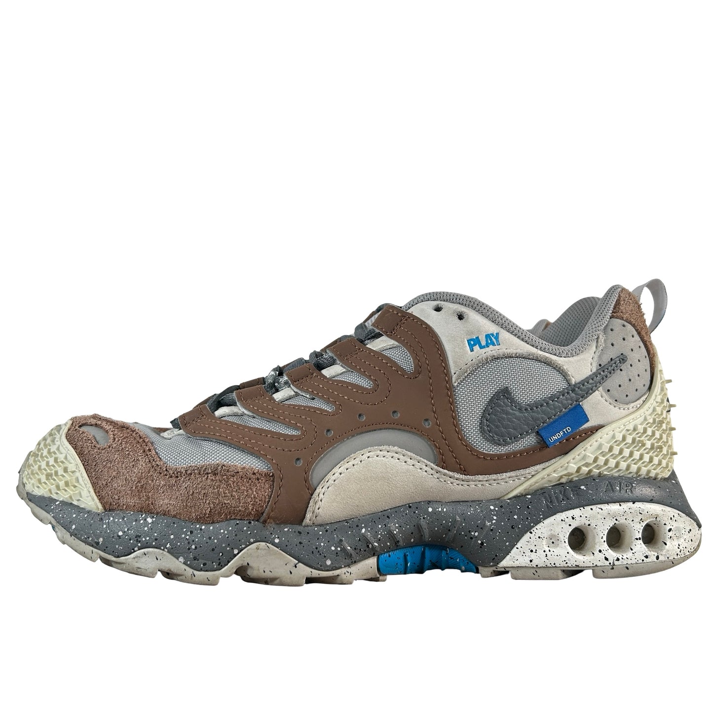 FN7546 200 Nike Air Terra Humara Undefeated Archaeo Brown [USED] - 9 M (Used)