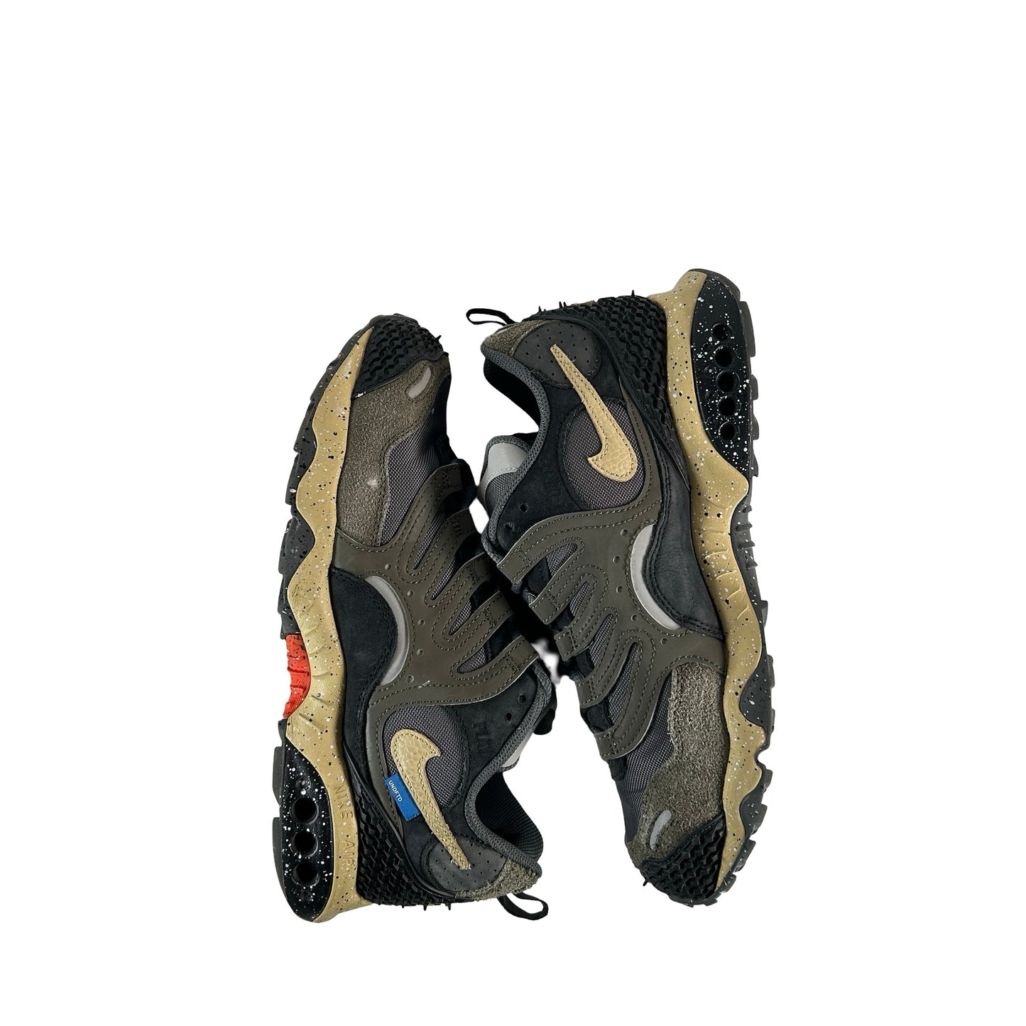FN7546 300 Undefeated x Air Terra Humara 'Cargo Khaki' [USED] - 9 M (Used2)
