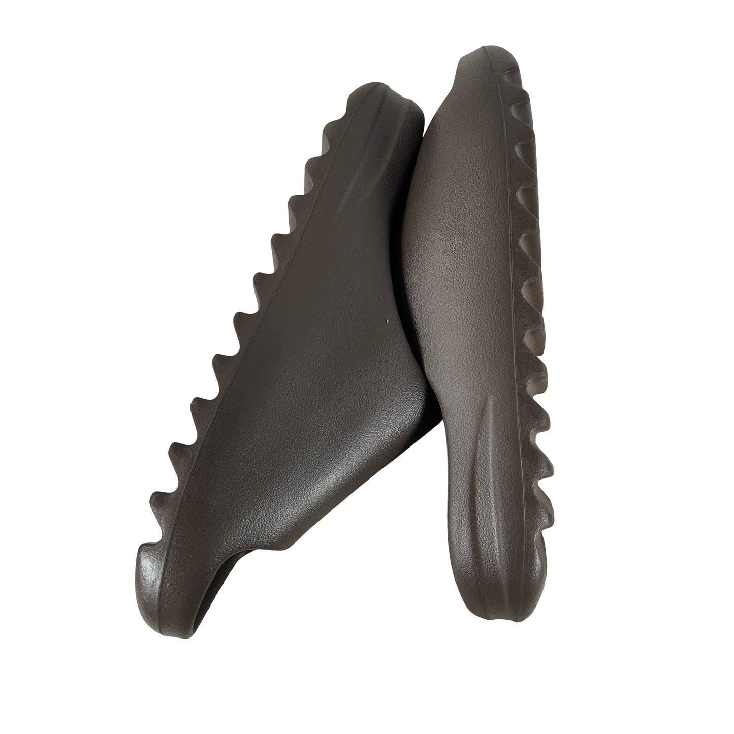 09390 10000YC CHOC YZY YS-01 Chocolate
