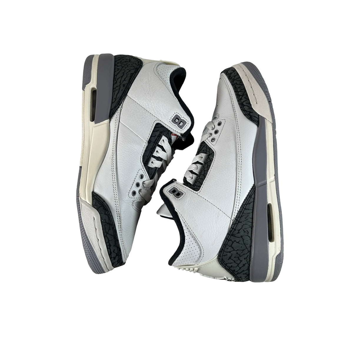 DM0967 106 Jordan 3 Retro Cement Grey (GS) [USED] - 7 Y (Used)
