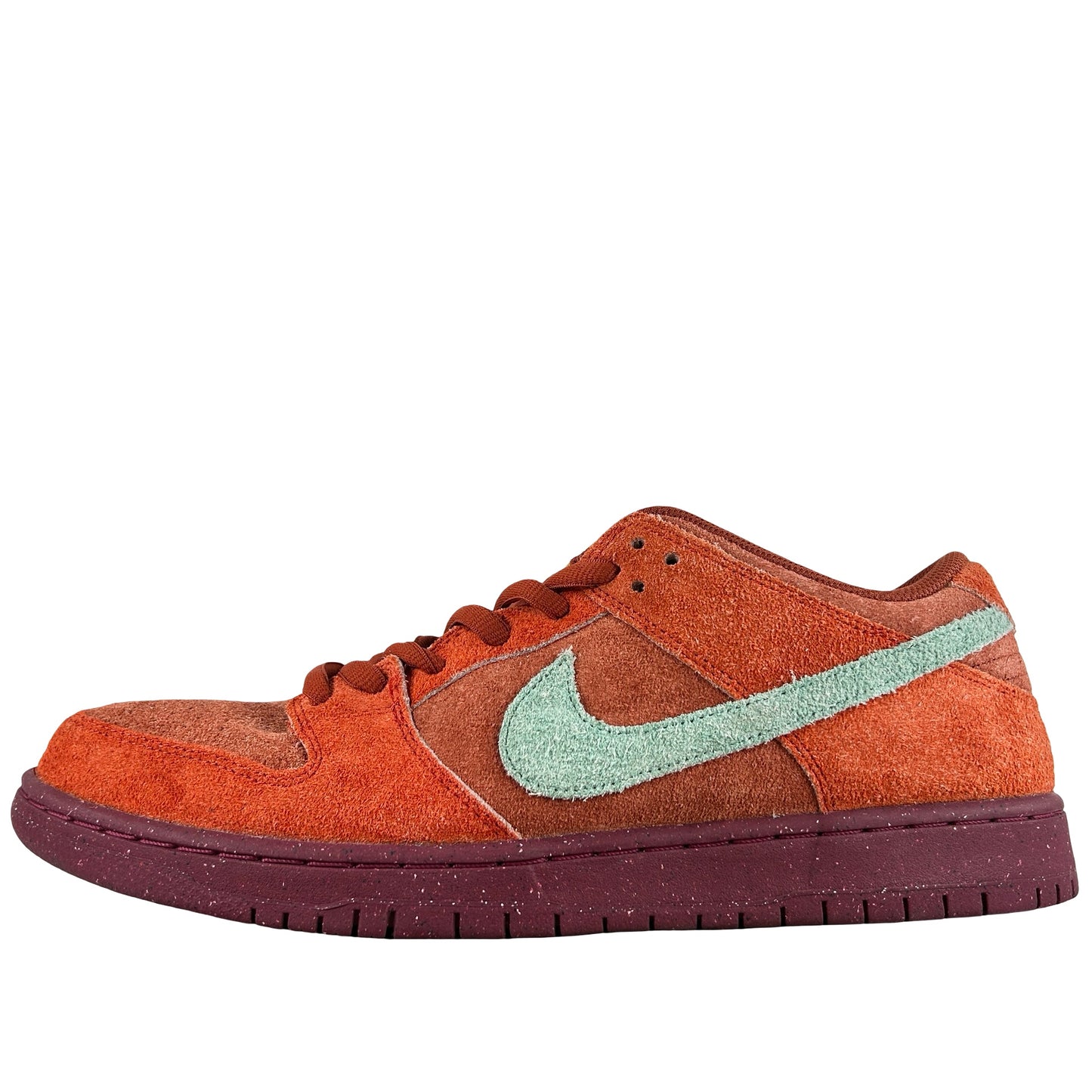 DV5429 601 Nike SB Dunk Low Mystic Red Rosewood [USED] - 13 M (Used)
