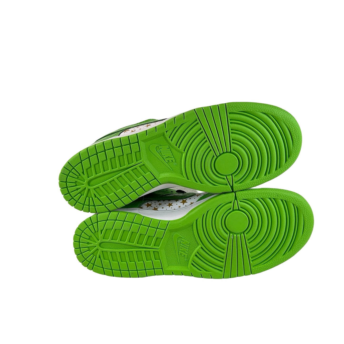 DH3228 101 Dunk SB Low Supreme Green [CONDITIONAL] - 9.5 M (Stain On Left Tongue)