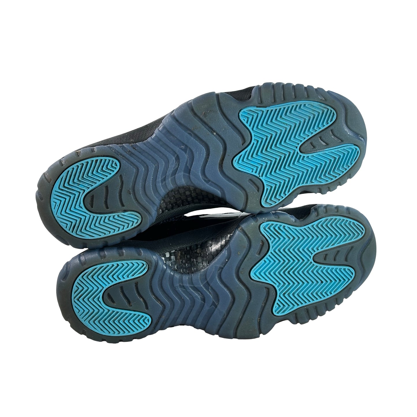 CT8012 047 Jordan 11 Retro Gamma Blue (2025) [USED] - 9 M (Used4)