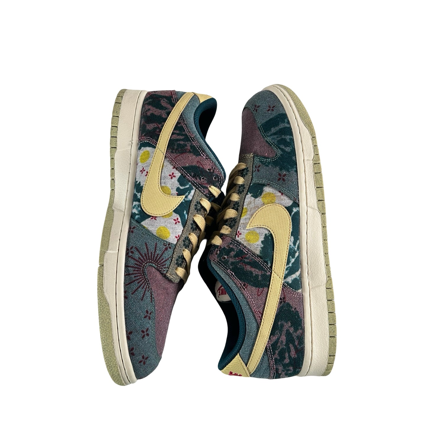 CZ9747 900 Nike Dunk Low Community Garden [USED] - 11 M (Used) (No Box)