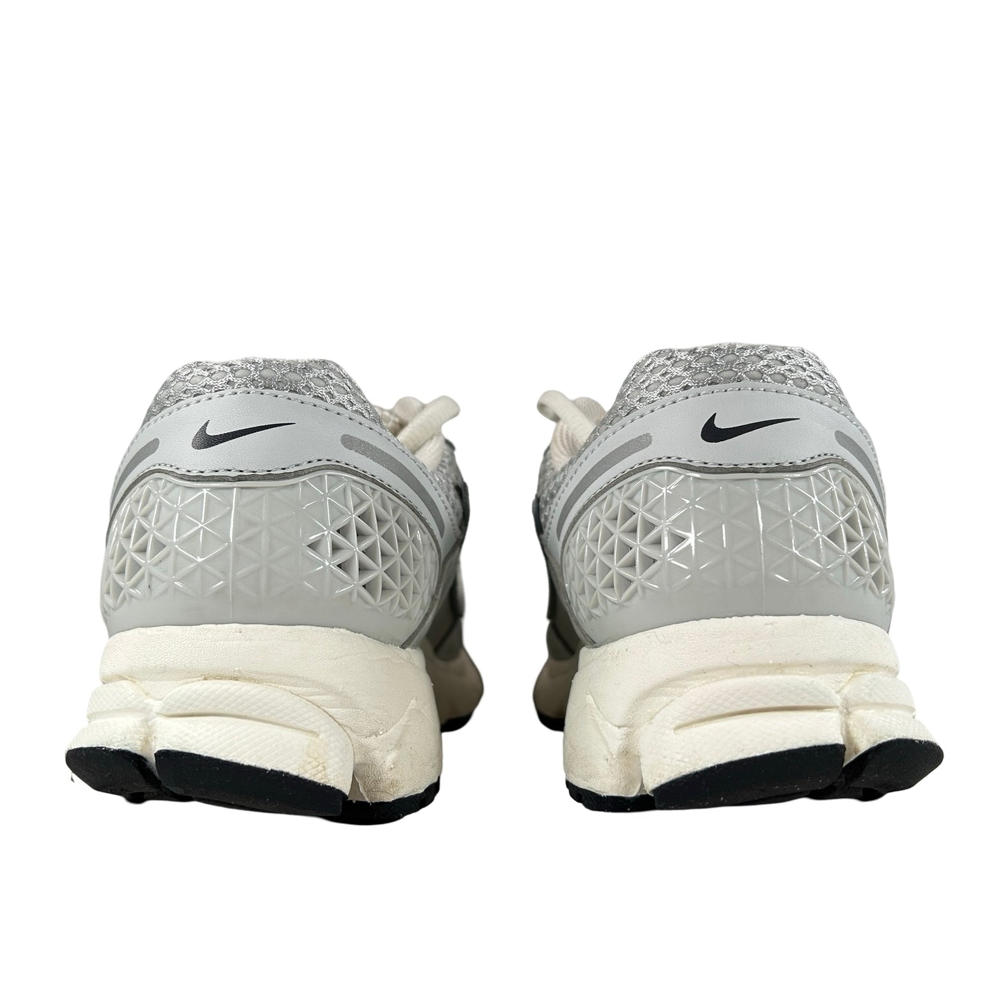 FD0884 025 Nike Zoom Vomero 5 Photon Dust Metallic Silver W [USED] - 9.5 W (Used) (No Box)