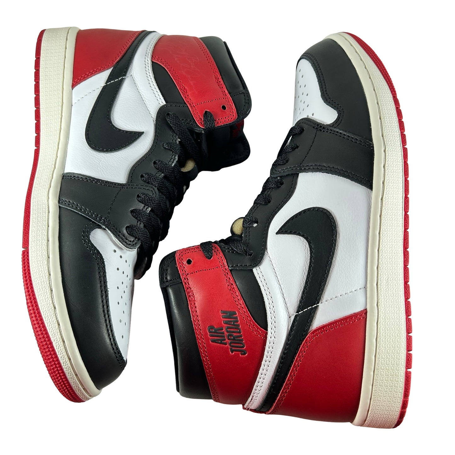 DZ5485 106 Jordan 1 Retro High OG Black Toe Reimagined [USED] - 10 M (VNDS)
