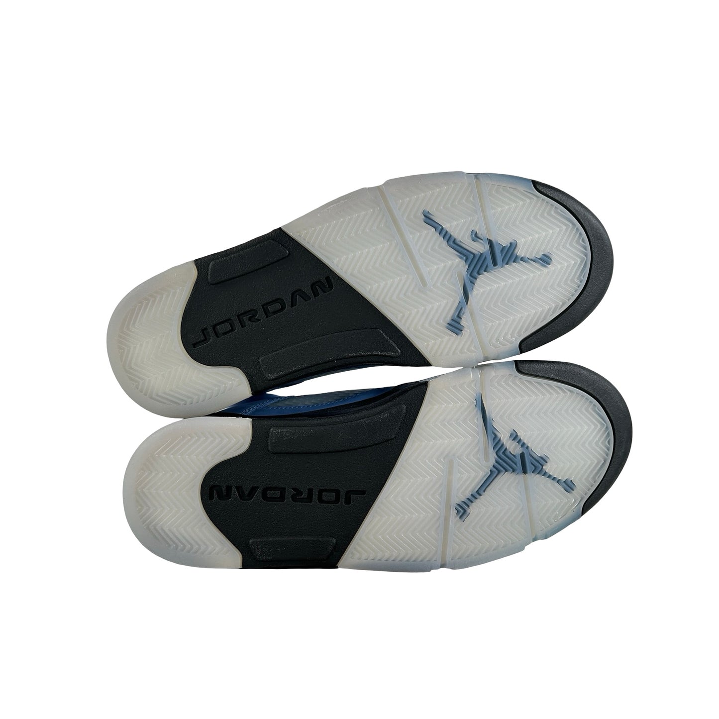 DV1310 401 Jordan 5 Retro UNC University Blue [CONDITIONAL] - 10 M (Yellowing3)