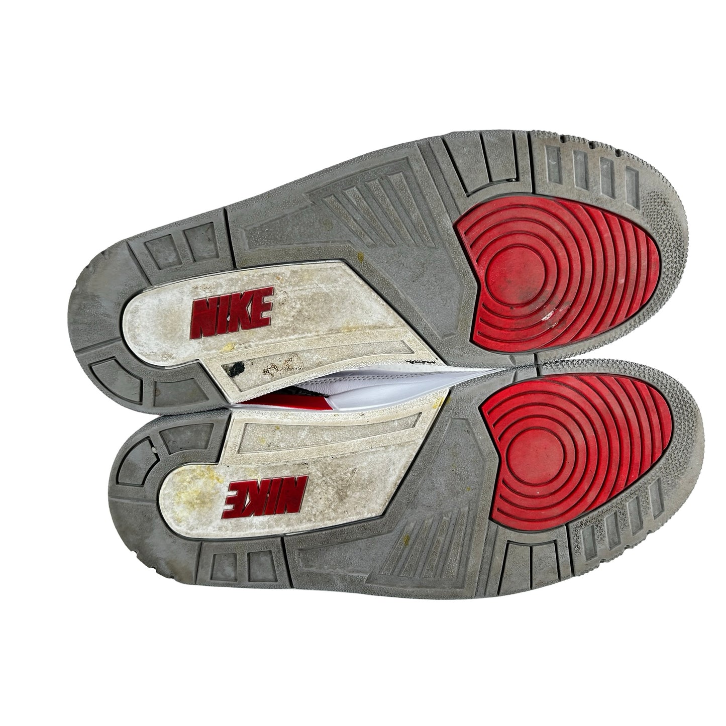 DN3707 160 Jordan 3 Retro Fire Red (2022) [USED] - 10.5 M (Used4)
