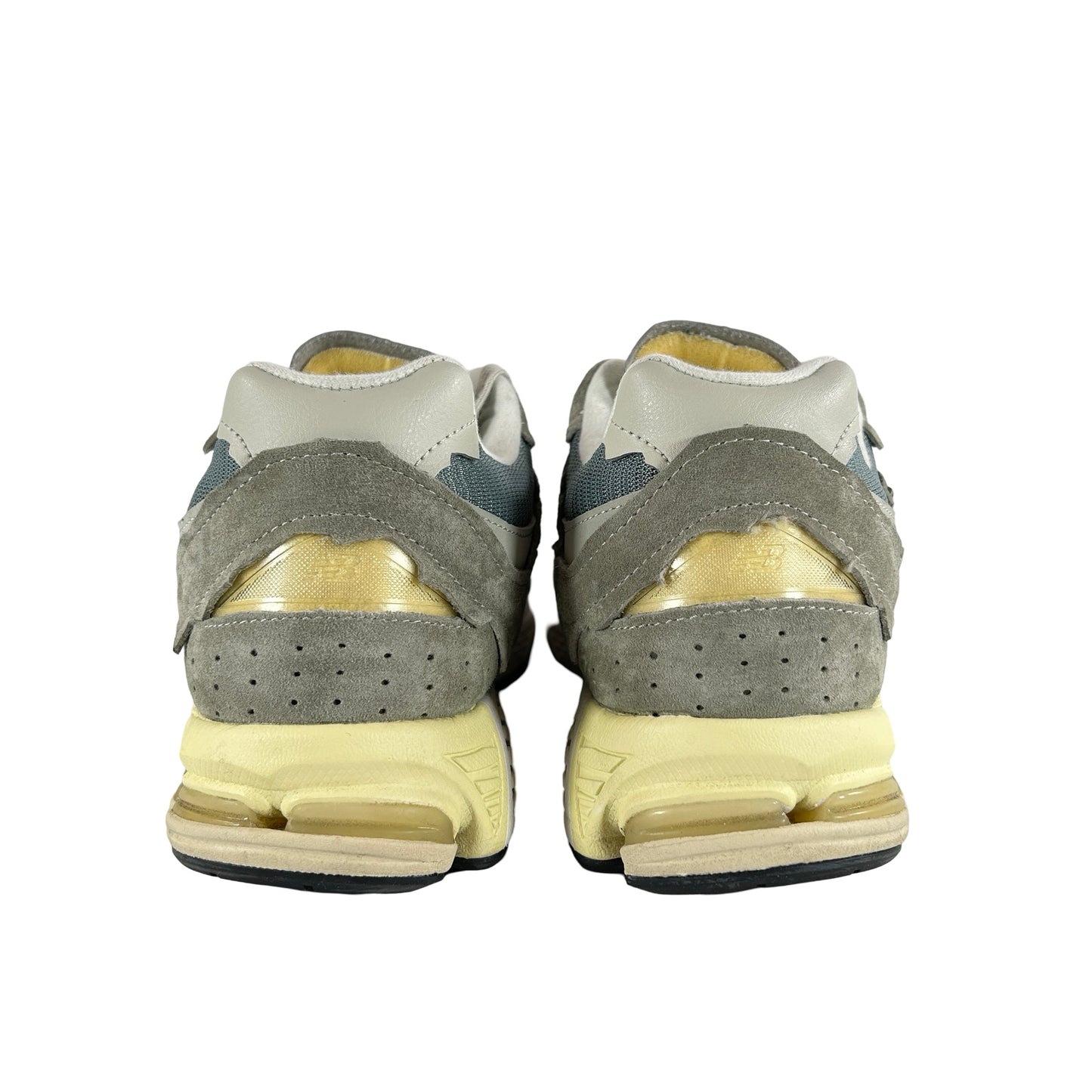 M2002RDD New Balance 2002R Protection Pack Mirage Grey [USED] - 10.5 M (Used)