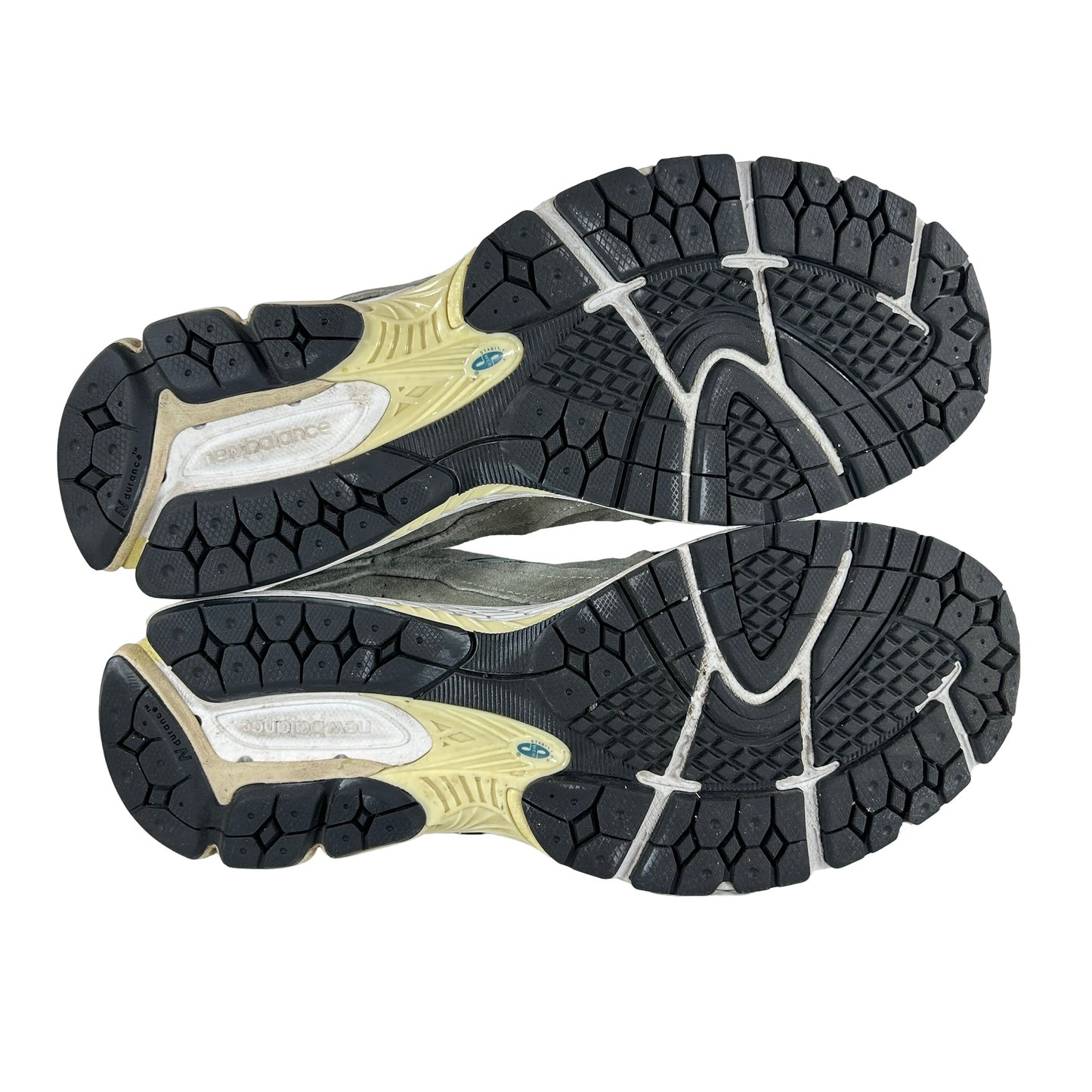M2002RDD New Balance 2002R Protection Pack Mirage Grey [USED] - 10.5 M (Used)