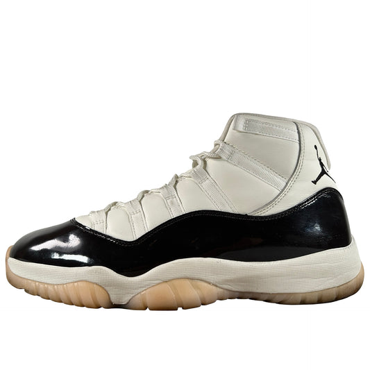 AR0715 101 Jordan 11 Retro Neapolitan (Women's) [USED] - 12 W (Used)