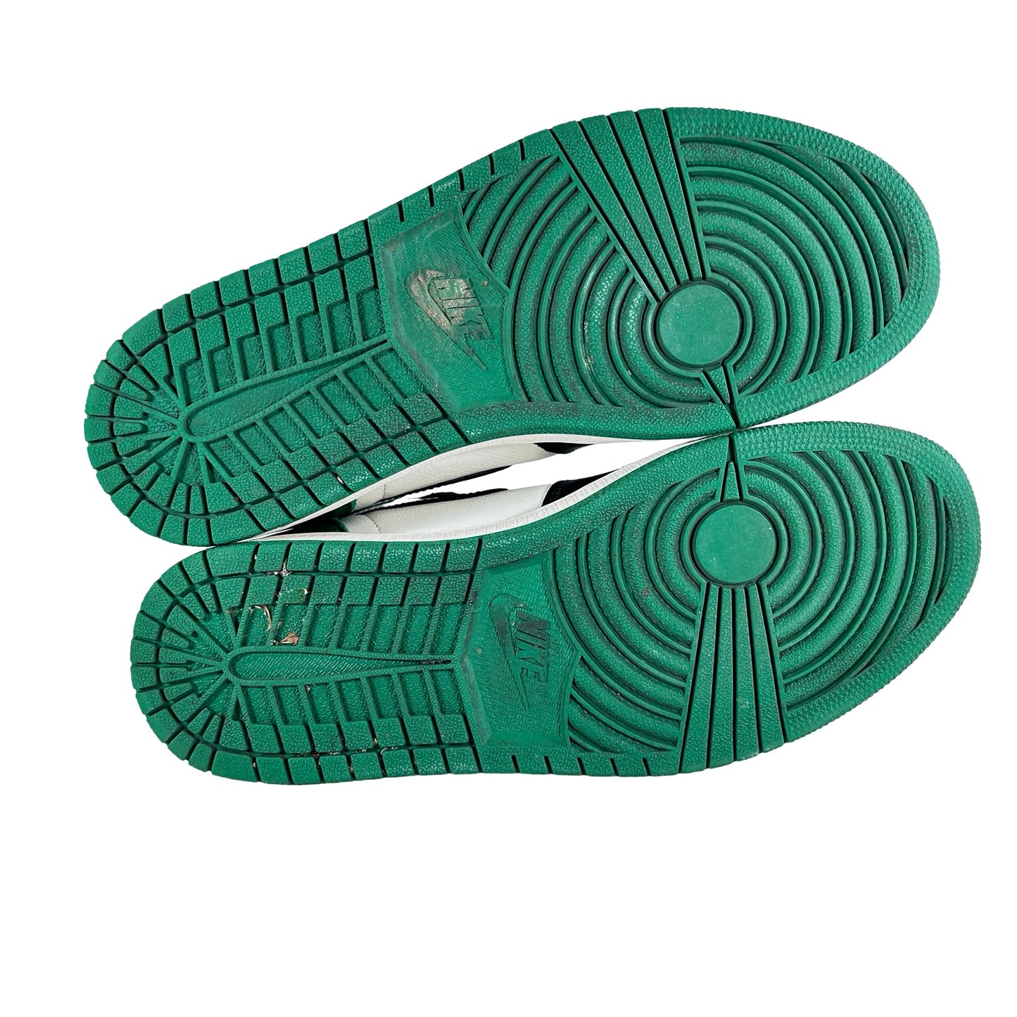 555088 302 Jordan 1 Retro High Pine Green [USED] - 10 M (Used)